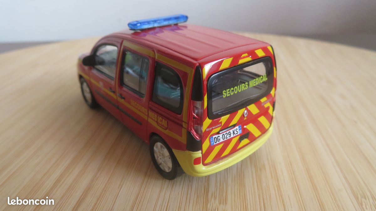 Renault - Kangoo II Vitré Pompiers 2013 - Norev - Autos Minis