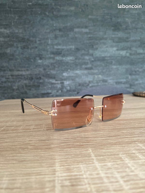 Lunettes de soleil (image 1)