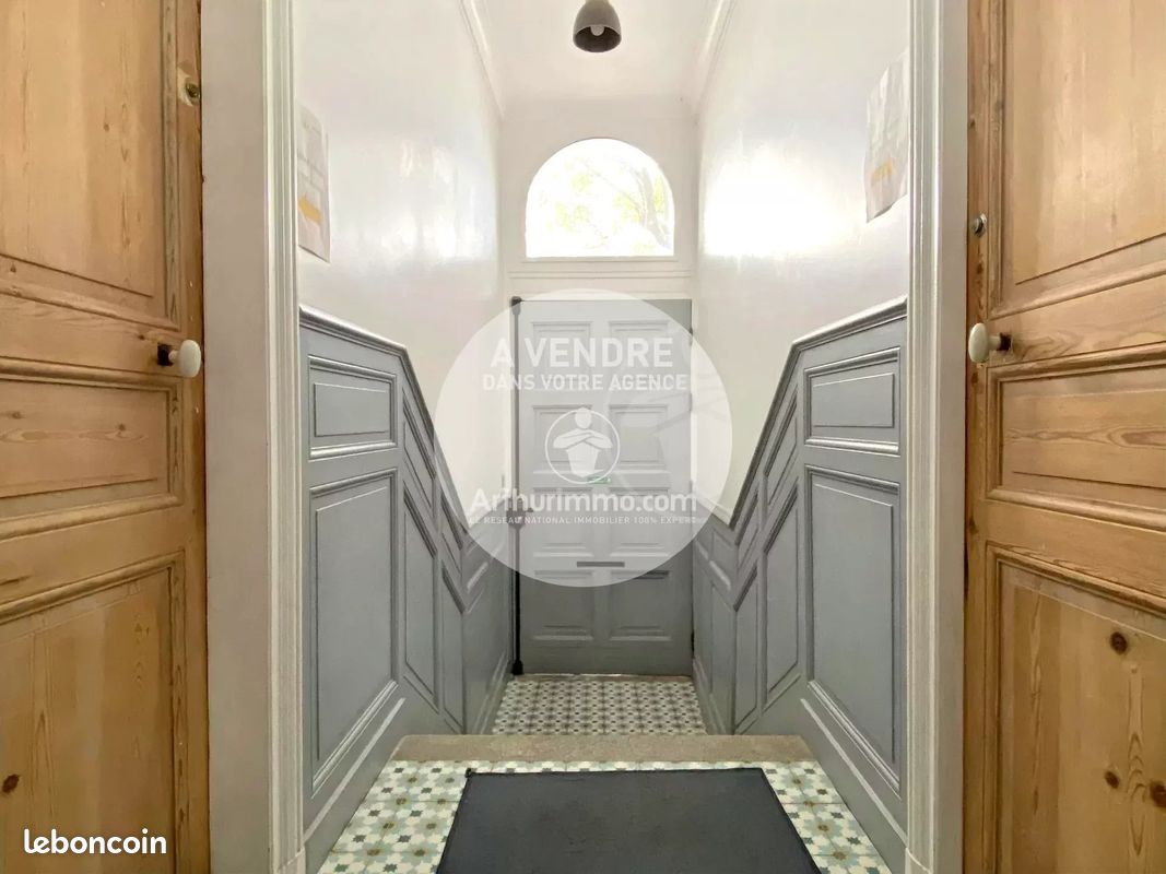Maison 12 pièces 240 m² · à Saint-Nazaire · 240 m² · 1 250 000 €