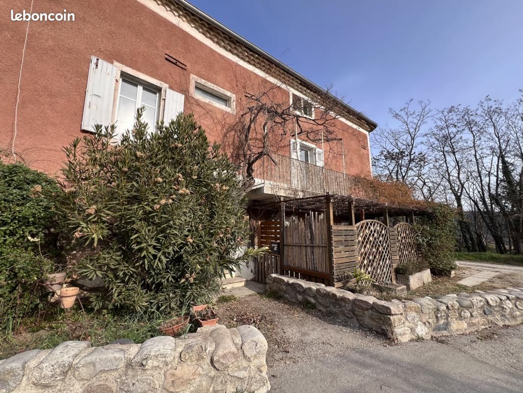 Appartement 3 pièces 73 m² · à Vogüé · 73 m² · 616 €