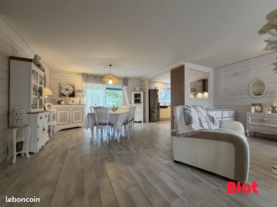 Maison 3 pièces 87 m² · au Sel-de-Bretagne · 87 m² · 241 500 €