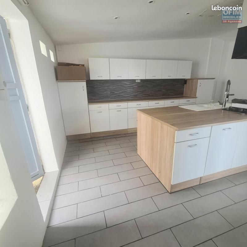 Maison 5 pièces 113 m² · à Sainte-Marie · 113 m² · 1 200 €/mois