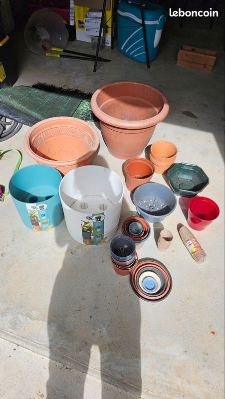 Pots de fleurs ,coupelles (image 2)