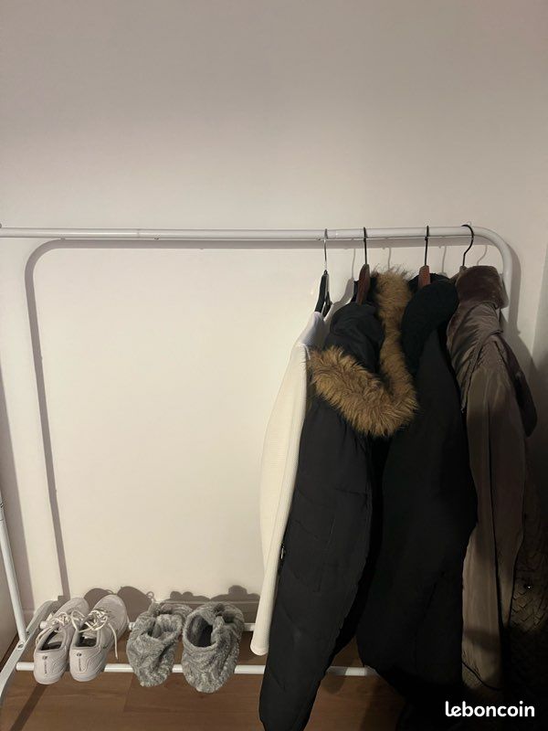 Porte vêtements et chaussures (image 2)