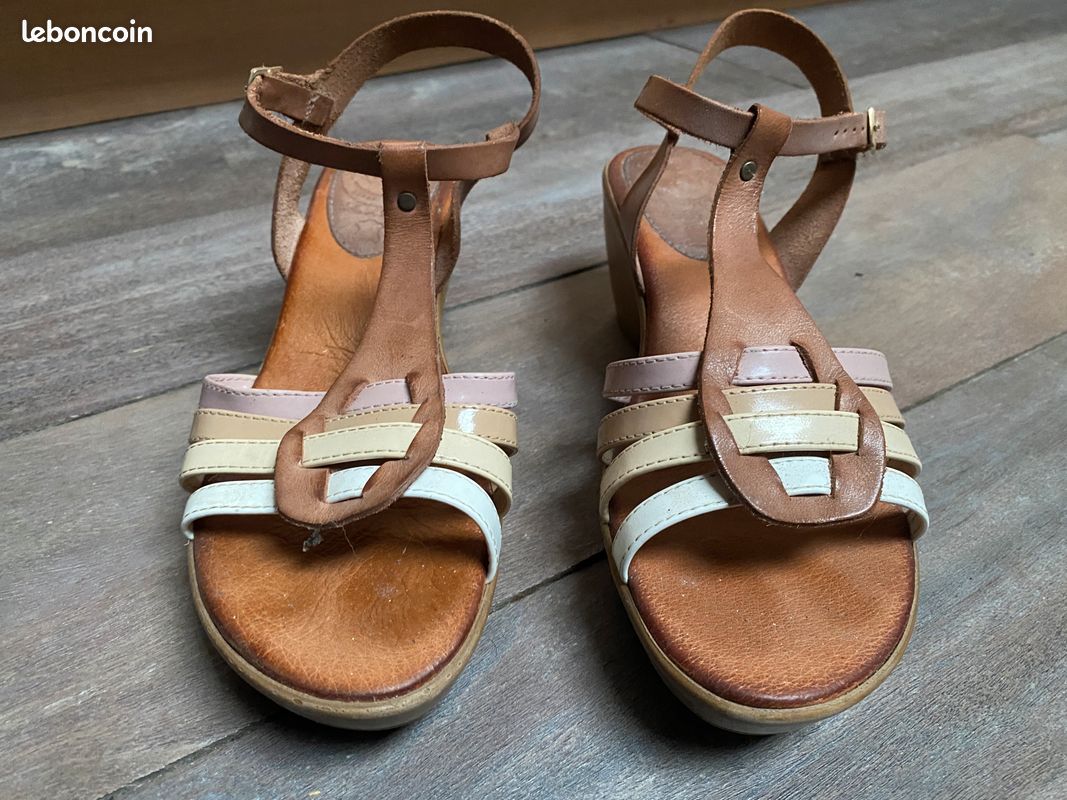 Le Routard sandales 39 confort en cuir naturel talon compensé