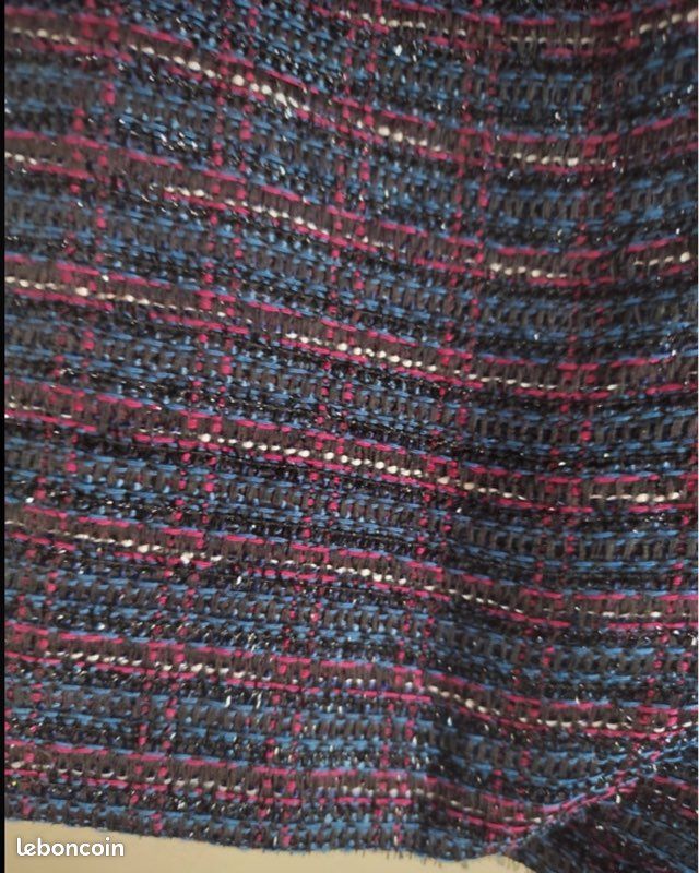 Short neuf Naf Naf Taille 44 (image 2)