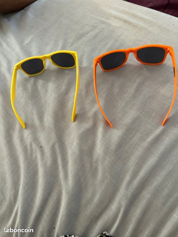 3 paires de lunettes fantaisie (image 2)