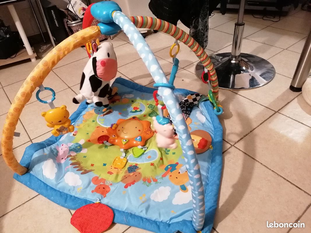 Tapis d'éveil marque vtech (image 1)
