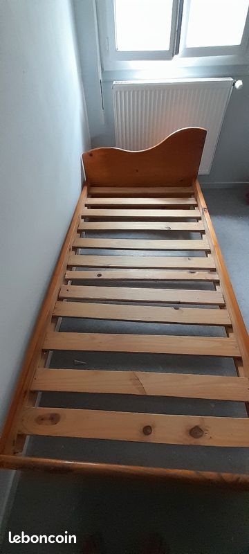 Lit en bois (image 4)
