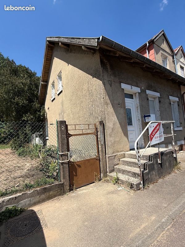 Maison 5 pièces 113 m² · à Creutzwald · 113 m² · 63 000 €