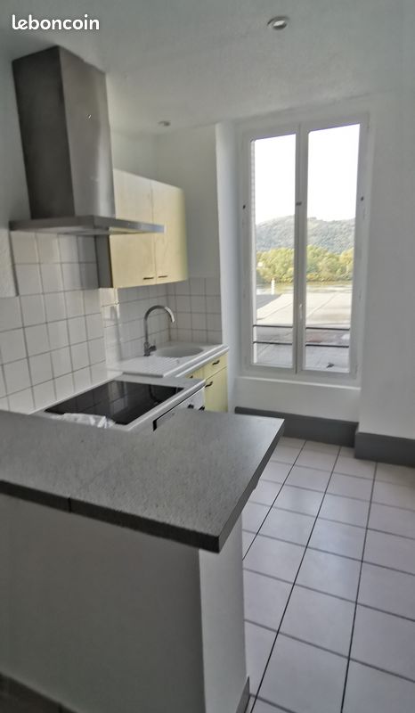 Appartement 3 pièces 48 m² · à Saint-Vallier · 48 m² · 415 €/mois