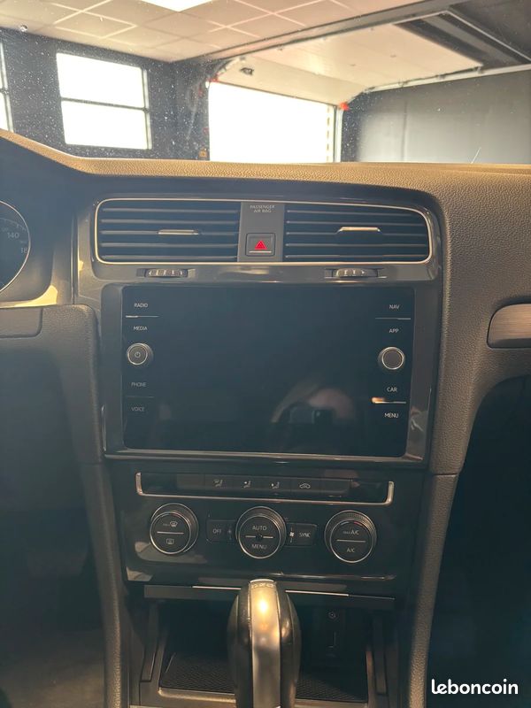 VOLKSWAGEN Golf VII 2.0 TDI 150 FAP DSG7 Confortline Business 8.0 CV (image 20)