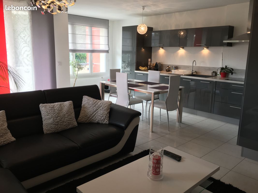 Appartement 3 pièces 71 m² · à Bourgoin-Jallieu · 71 m² · 240 000 €