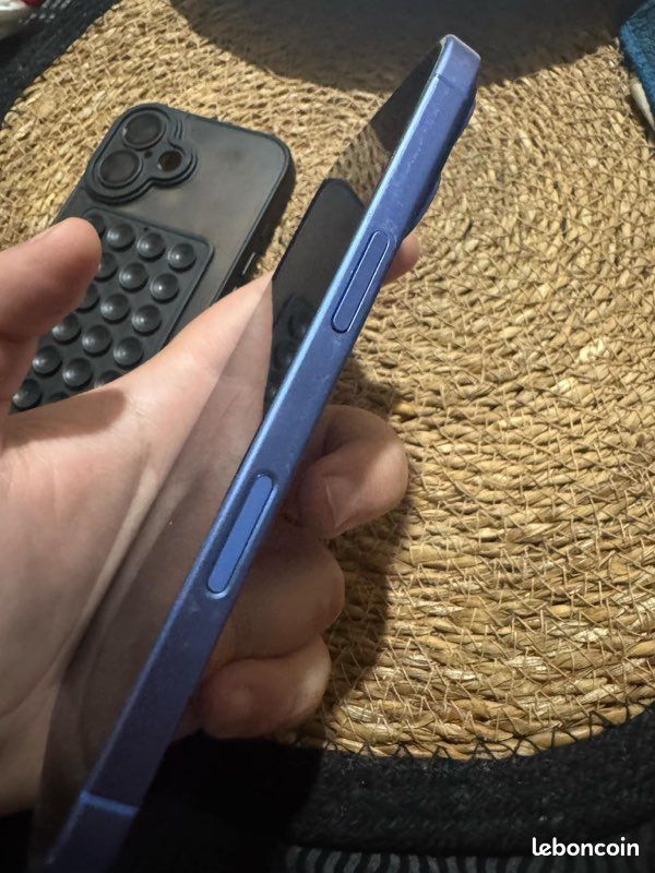 IPhone 16 (image 5)