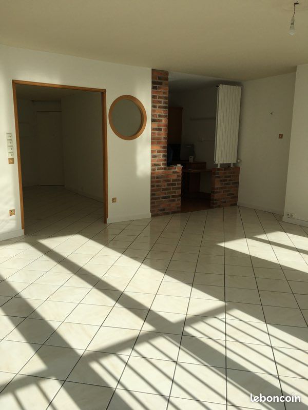 Appartement 4 pièces 100 m² · à Saint-Brieuc · 100 m² · 730 €