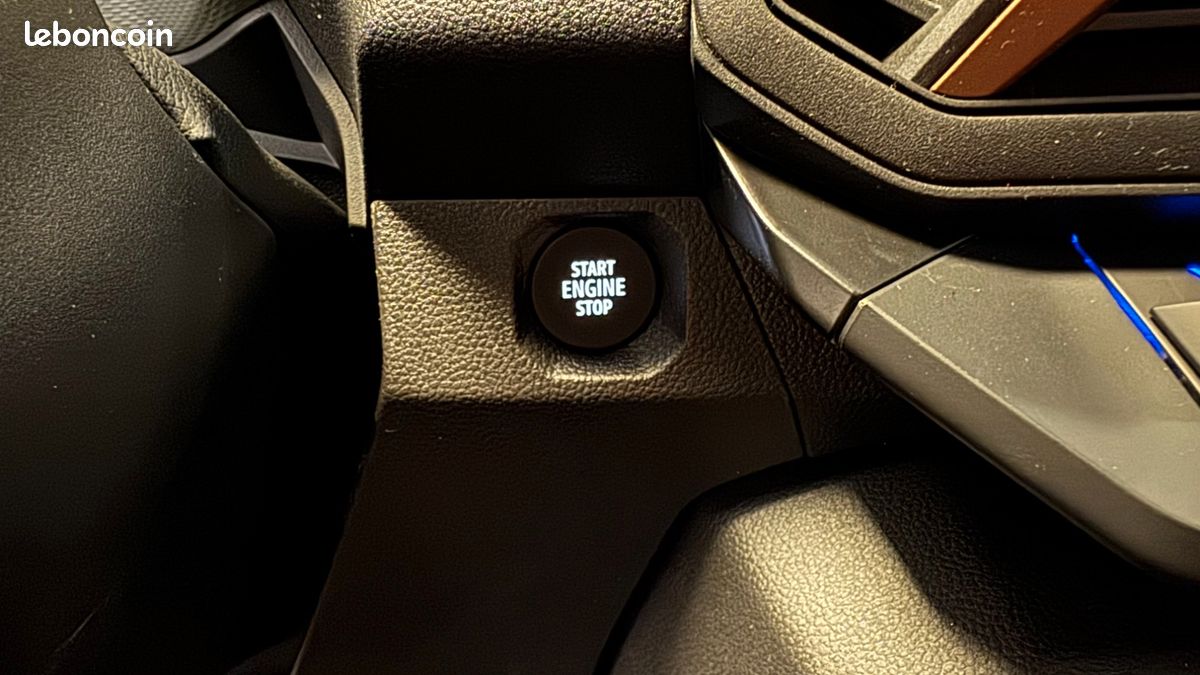 DACIA DUSTER HYBRID-G 150CH 4X4 BVA EXTREME SUREQUIPe (image 28)