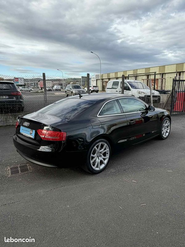 AUDI A5 DPF AMBITION LUXE 2L TDI 170 cv (image 5)