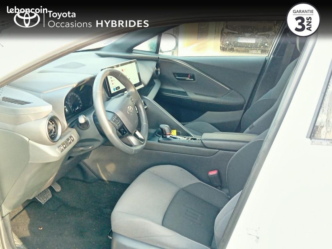 Toyota C-HR 1.8 Hybride 140ch Design MY25 (image 34)