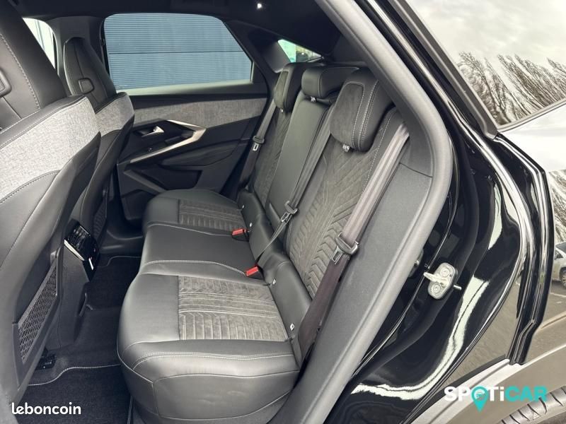 Peugeot 3008 1.2 Hybrid 145ch GT e-DCS6 (image 29)