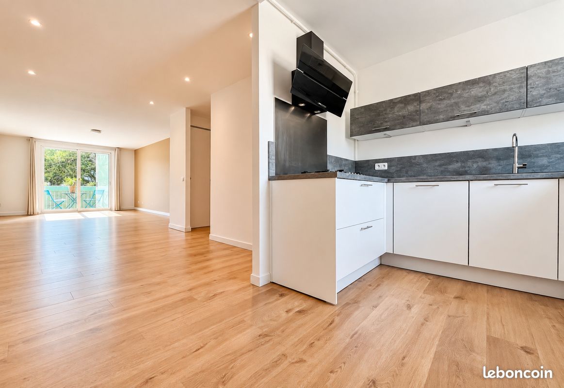 Appartement 5 pièces 92 m² · à Aix-en-Provence · 92 m² · 329 000 €