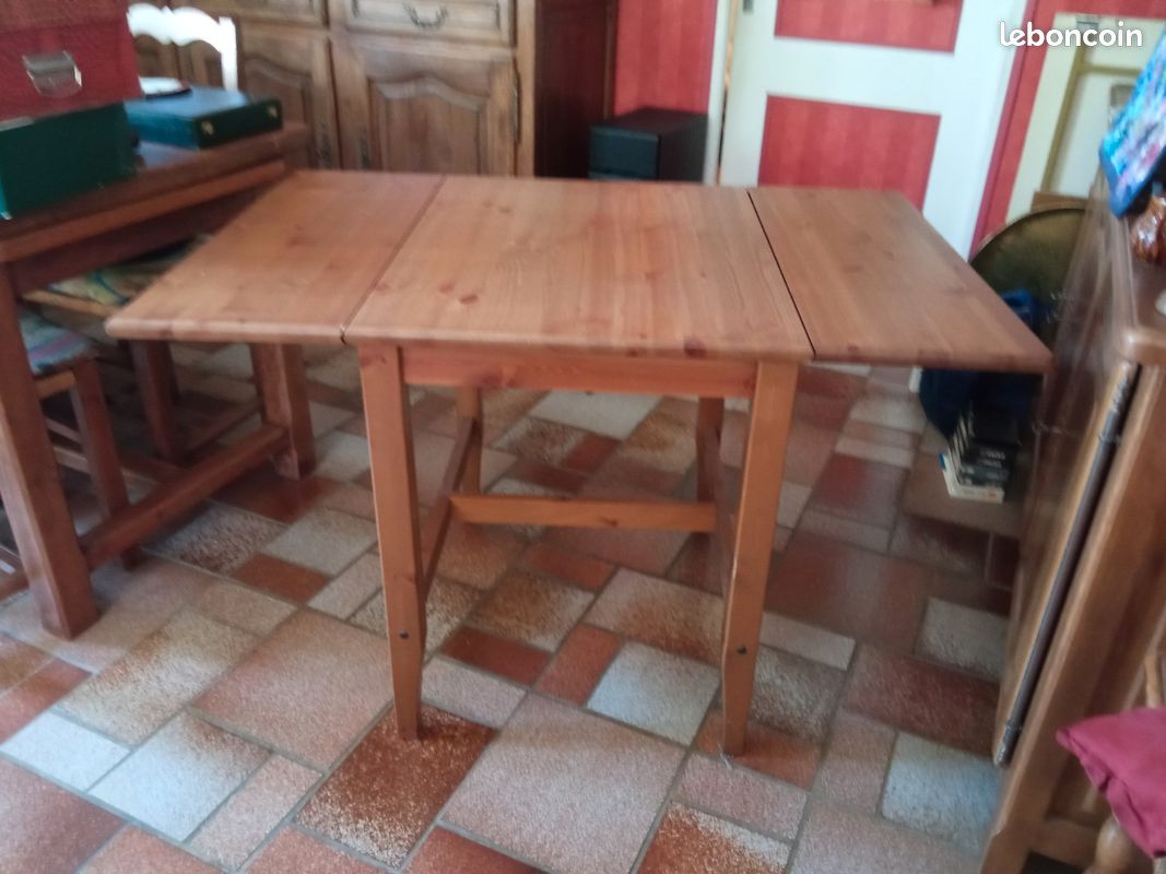 Table pin massif 2 allonges rabattables (image 1)