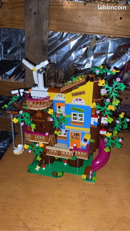 Lego friends (image 2)