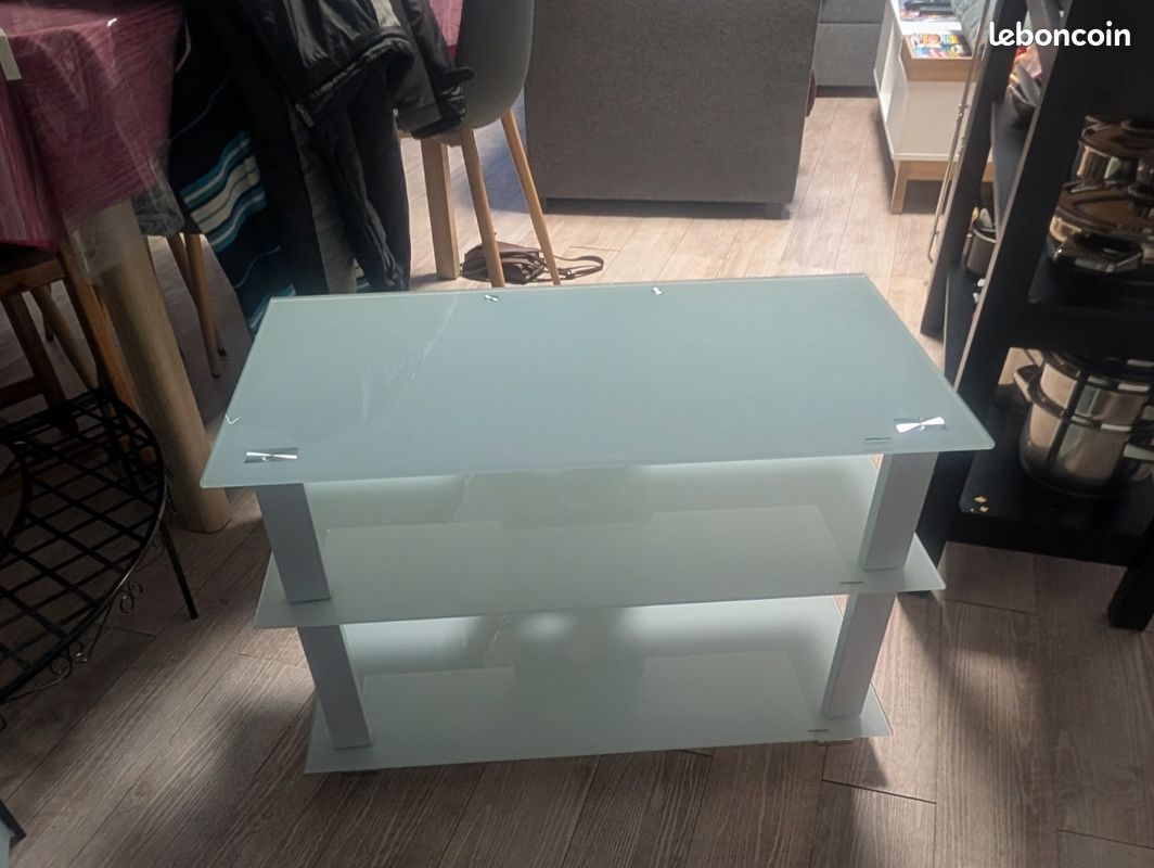 Meuble tv en verre couleur blanche (image 1)