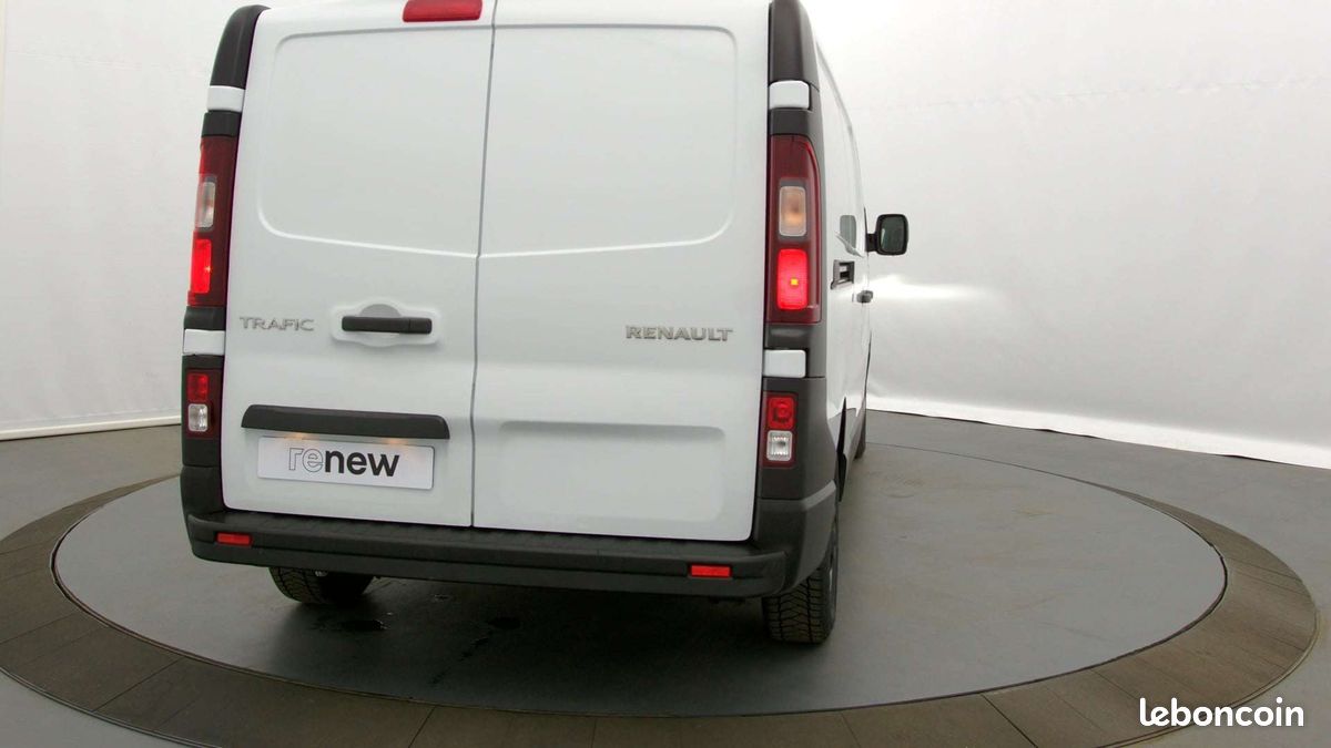 Renault trafic fgn l2h1 3000 kg blue dci 130 (image 14)