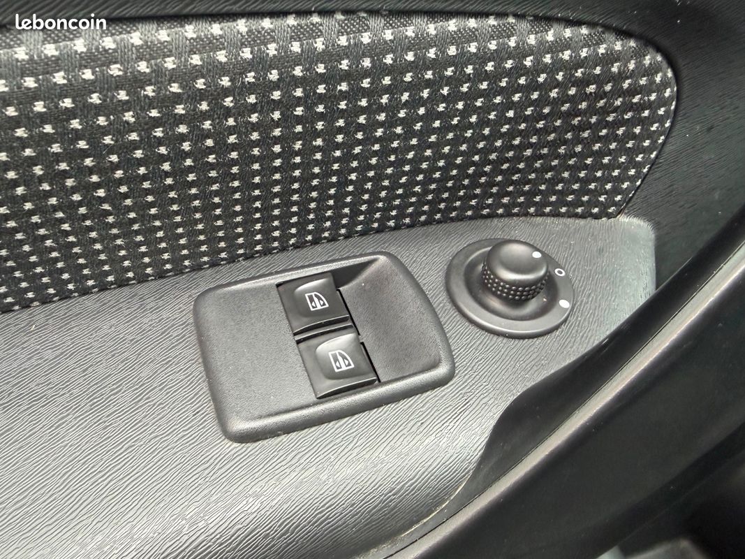MERCEDES CITAN TOURER PROFESSIONNEL 109 CDI Long Select (image 29)