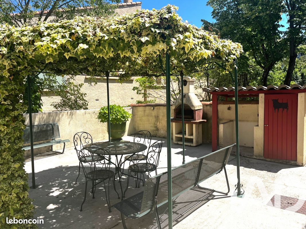 Maison 5 pièces 98 m² · à Nîmes · 98 m² · 279 000 €