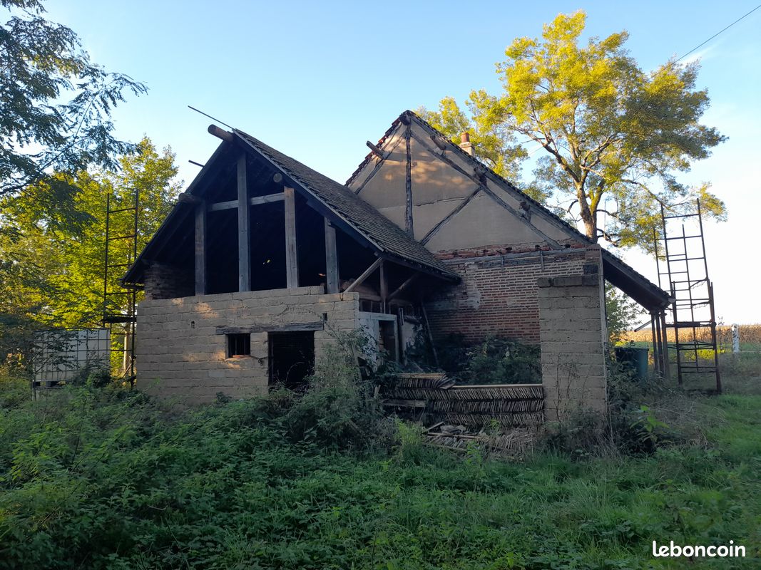 Maison 5 pièces 60 m² · à Pierre-de-Bresse · 60 m² · 35 000 €