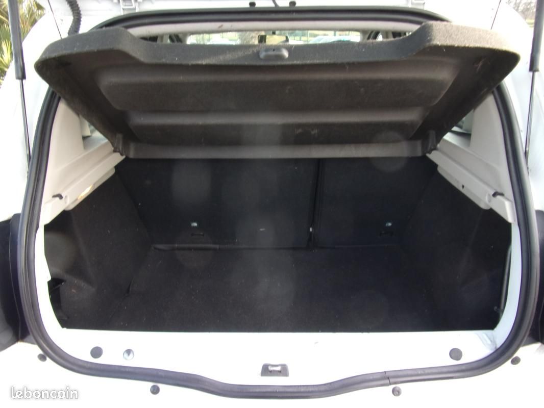 Dacia Sandero 1.5 dCi 75 FAP Ambiance (image 12)