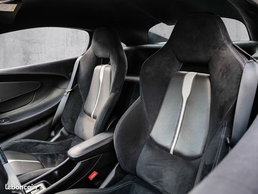 MCLAREN 570S 3.8 V8 biturbo 570ch Carbone + Bowers & Wilkins (image 11)