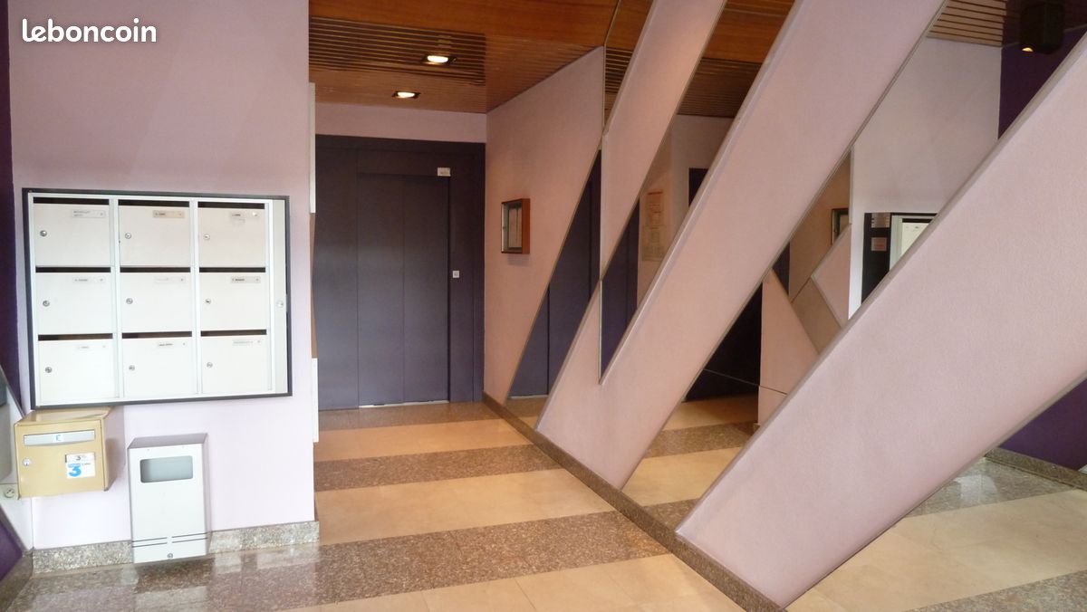 Appartement 2 pièces 52 m² · à Saint-Étienne · 52 m² · 520 €
