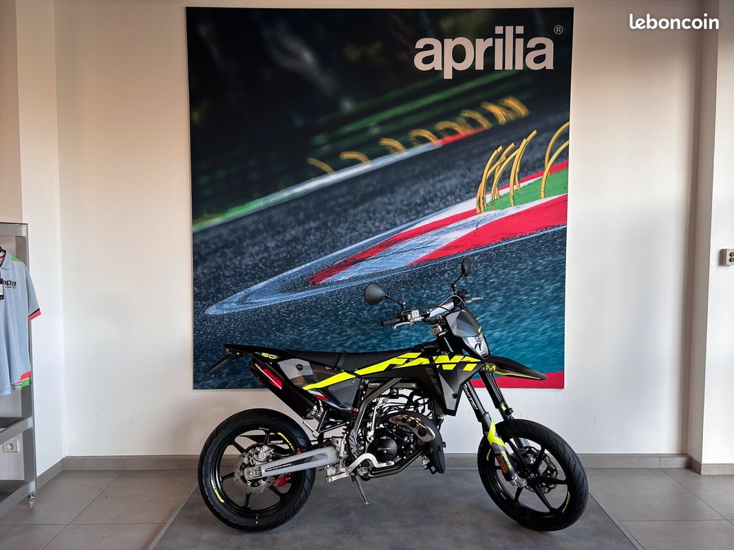 Fantic XM 50 Motard 2T Performance E5+ 2026 - Neuve (Noir) (image 2)