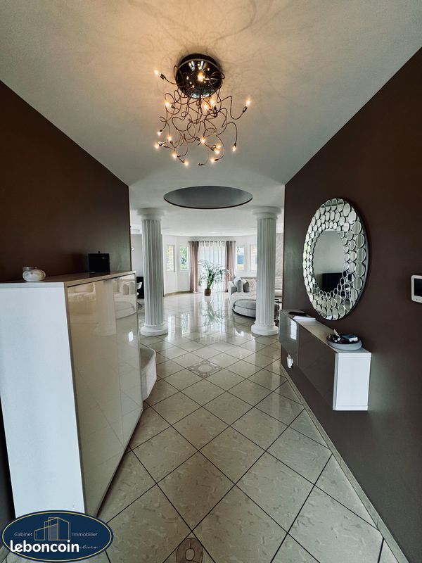 Maison 6 pièces 214 m² · à Marly · 214 m² · 432 846 €