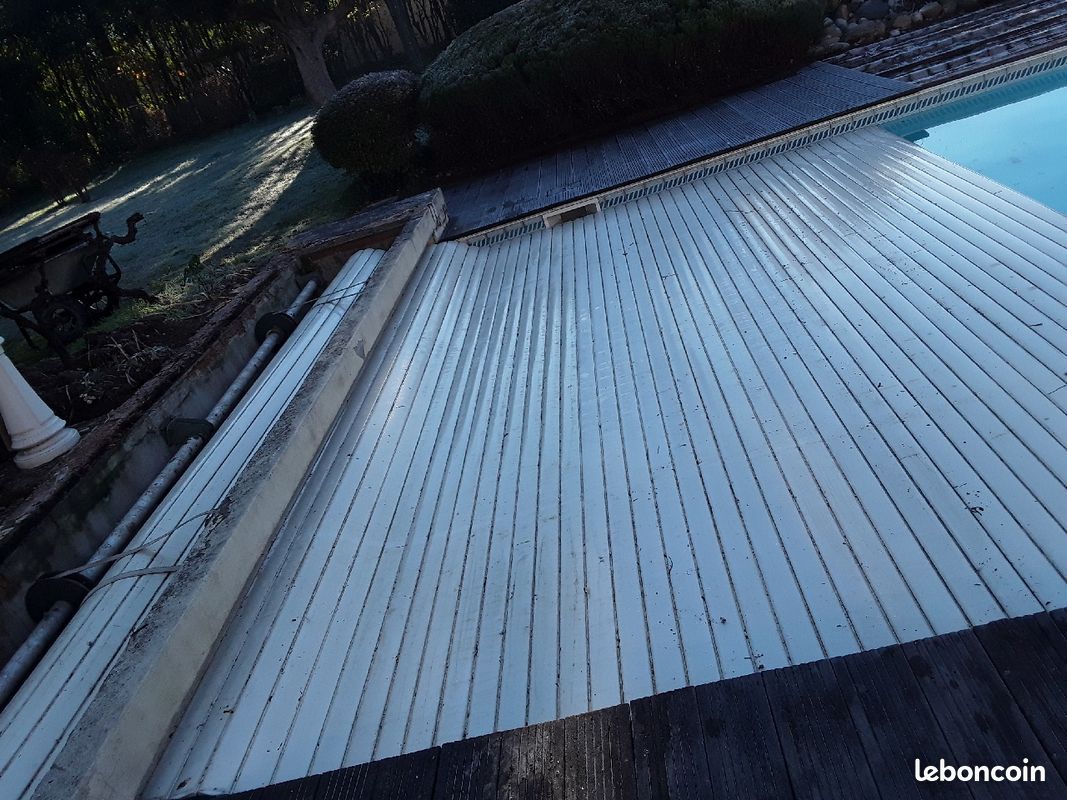 Vends Volet Roulant électrique Piscine (image 1)
