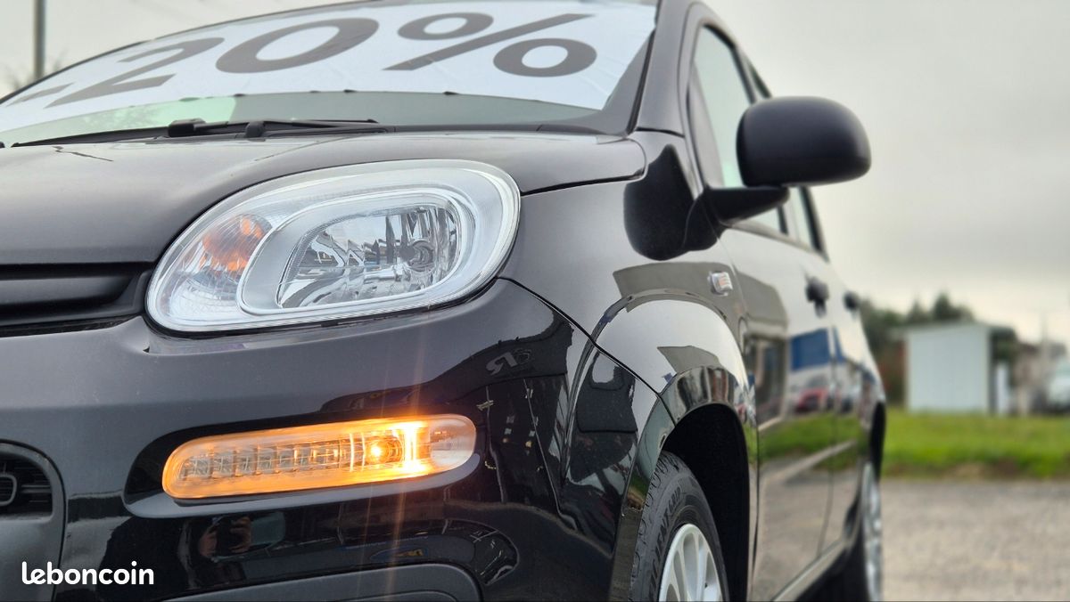 Fiat PANDA 1.0 70CH BSG S&S ICONE (image 9)