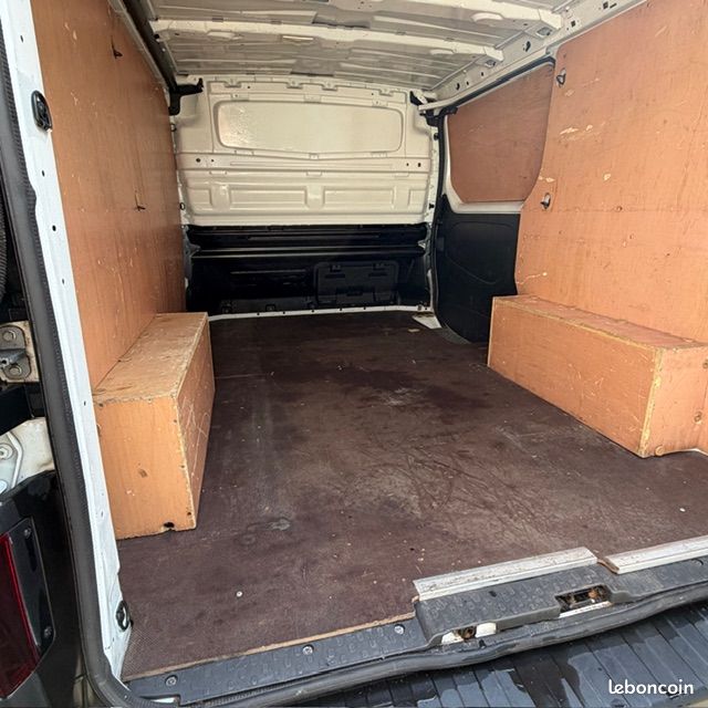 Renault Trafic (3) FG 1.6 CF L1H1 1000 Energy dCi 125 E6 (image 11)