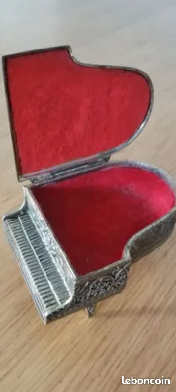 Ancien coffret à bijoux (image 1)
