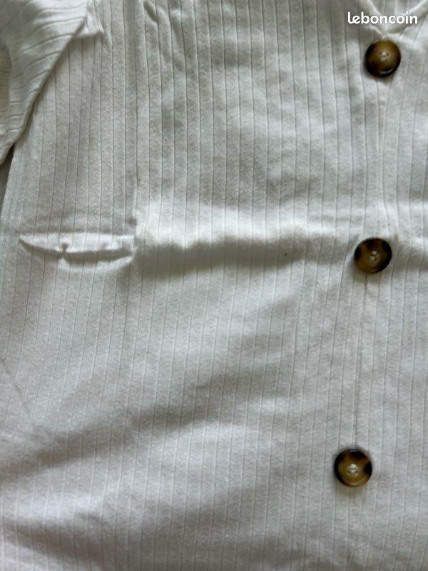 Haut blanc basique (image 2)