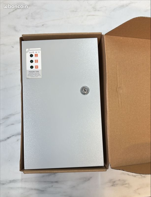 Alimentation à découpage en métal (image 1)
