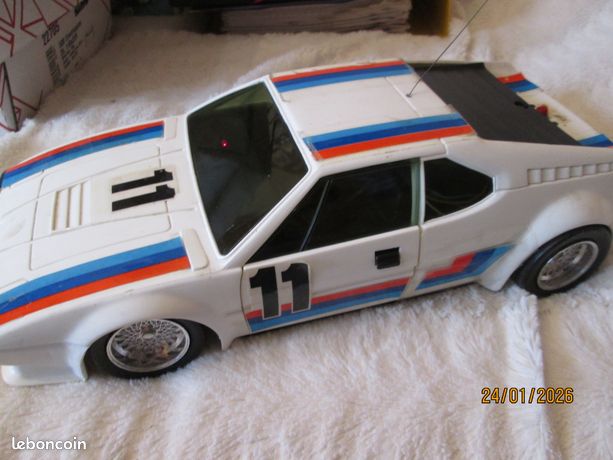 Voiture Miniature BMW 633 CSI En Tôle Par JOUSTRA - Modèle De Collection Vintage