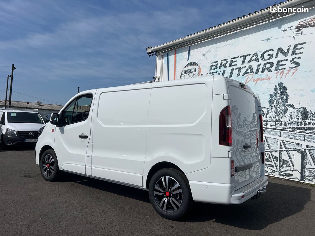34950 ht NEW Trafic L1H1 3T 170 cv BVA9 Exclusive + Options (image 3)