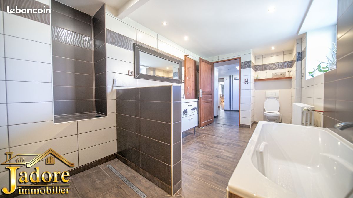 Propriété 5 pièces 125 m² (image 12)
