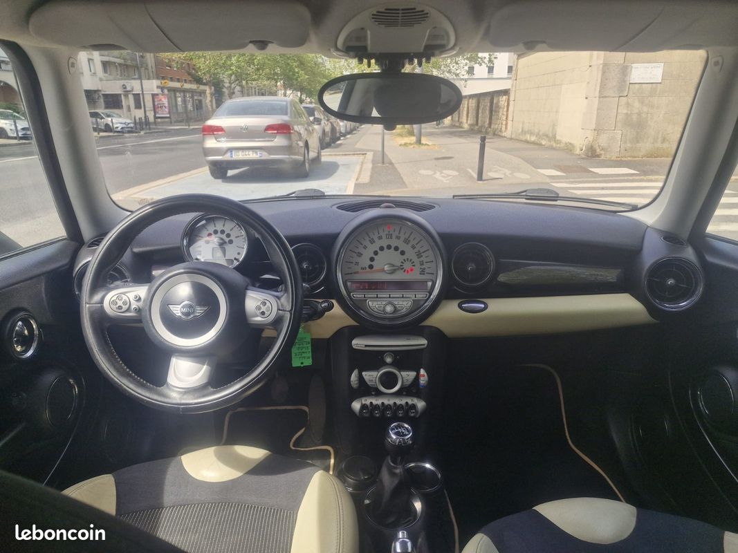 MINI HATCH R56 1.6 D - 110 Cooper (image 10)