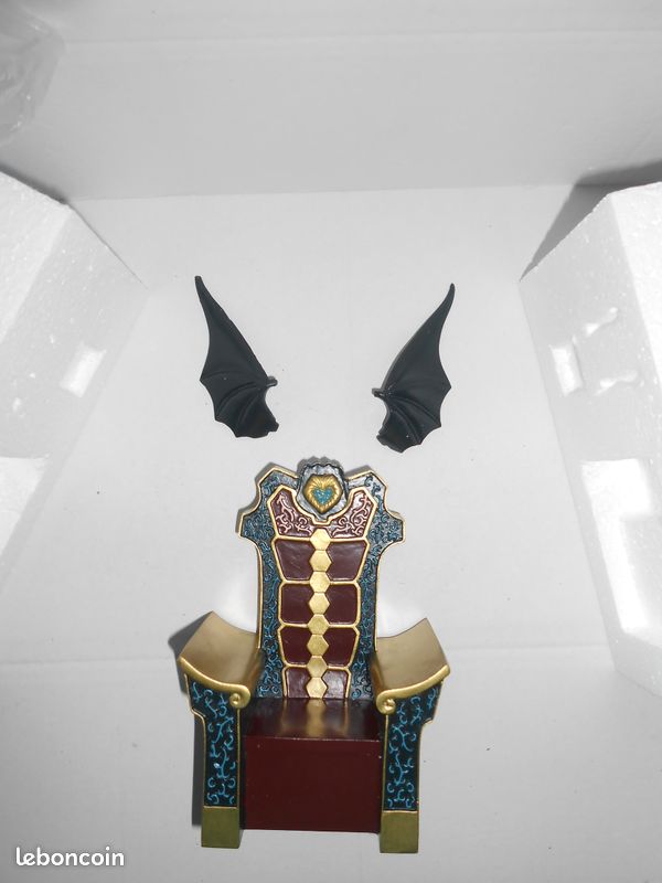 Myth cloth trone hades 3 sur 3 custom (image 2)