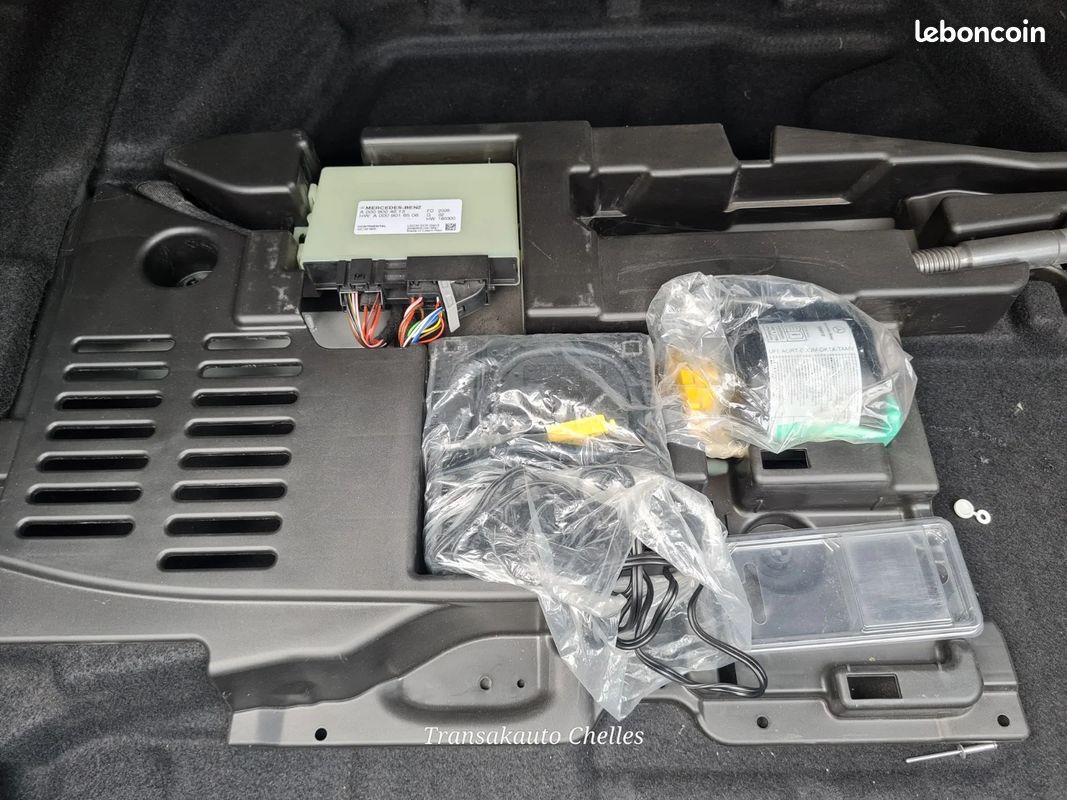 MERCEDES CLASSE A BERLINE 180 d 7G-DCT AMG Line (image 39)