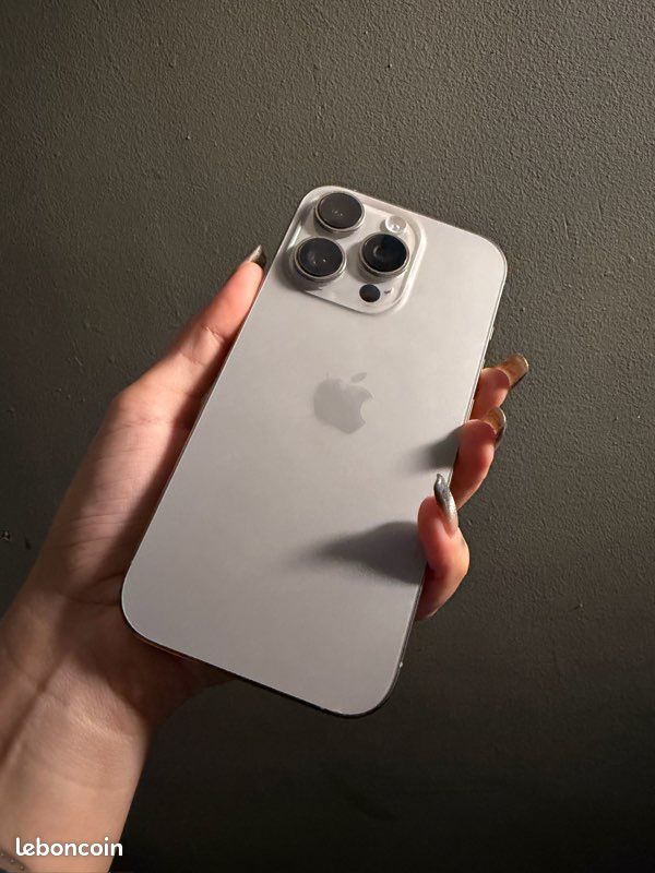 IPhone 16 pro (image 2)