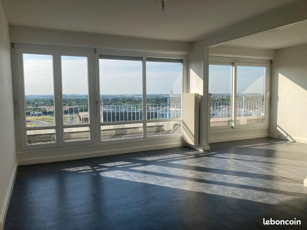 Appartement 4 pièces 109 m² · à La Rochelle · 109 m² · 1 029 €/mois